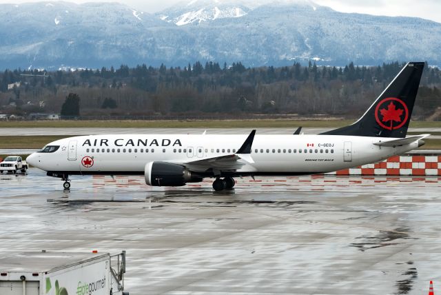 Boeing 737 MAX 8 (C-GEOJ)
