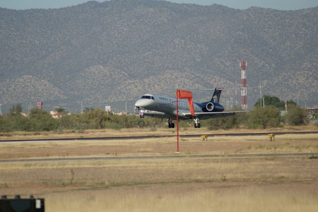 Canadair Regional Jet CRJ-100 (XA-VAC)