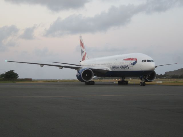 BOEING 777-200LR (G-VIIV)