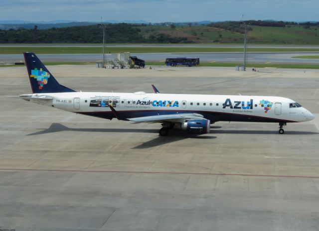 EMBRAER 195 (PR-AXL)