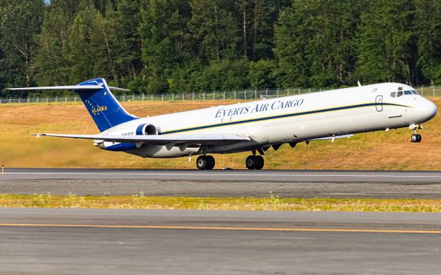 McDonnell Douglas MD-83 (N962CE)