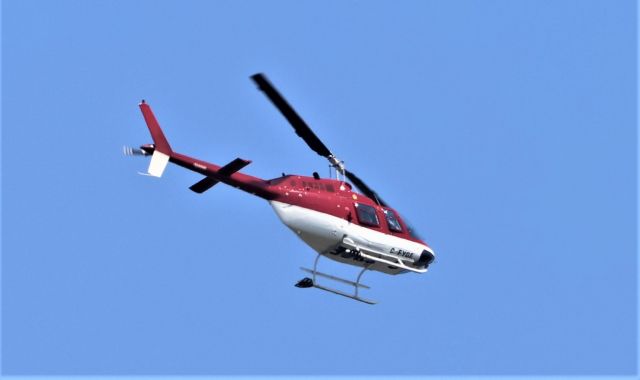 C-FYGE — - C-FYGE Bell-206-B Heli Mistral Service Inc. Survolant la ville de Lavaltrie QC. le 11-05-2023 à 11:12