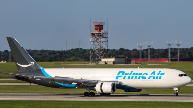 BOEING 767-300 (N1093A) - A Prime Air 767 slows down after a nice flight to CVG.