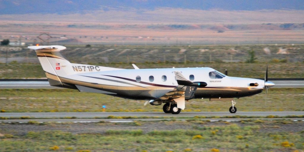 Pilatus PC-12 (N571PC)