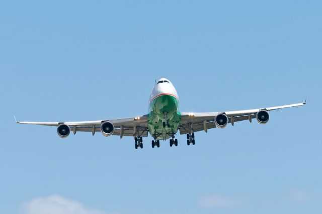 Boeing 747-400 (B-16401)