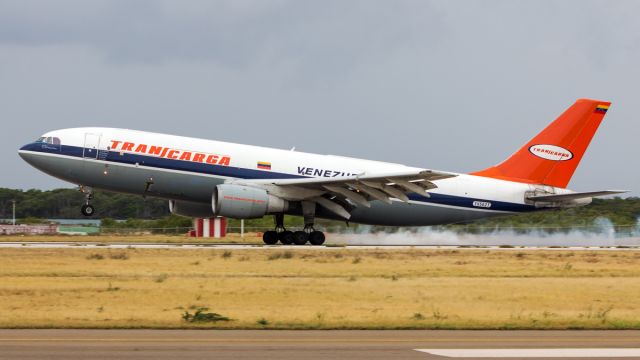 Airbus A300F4-200 (YV562T) - Arrival from Bolivia!