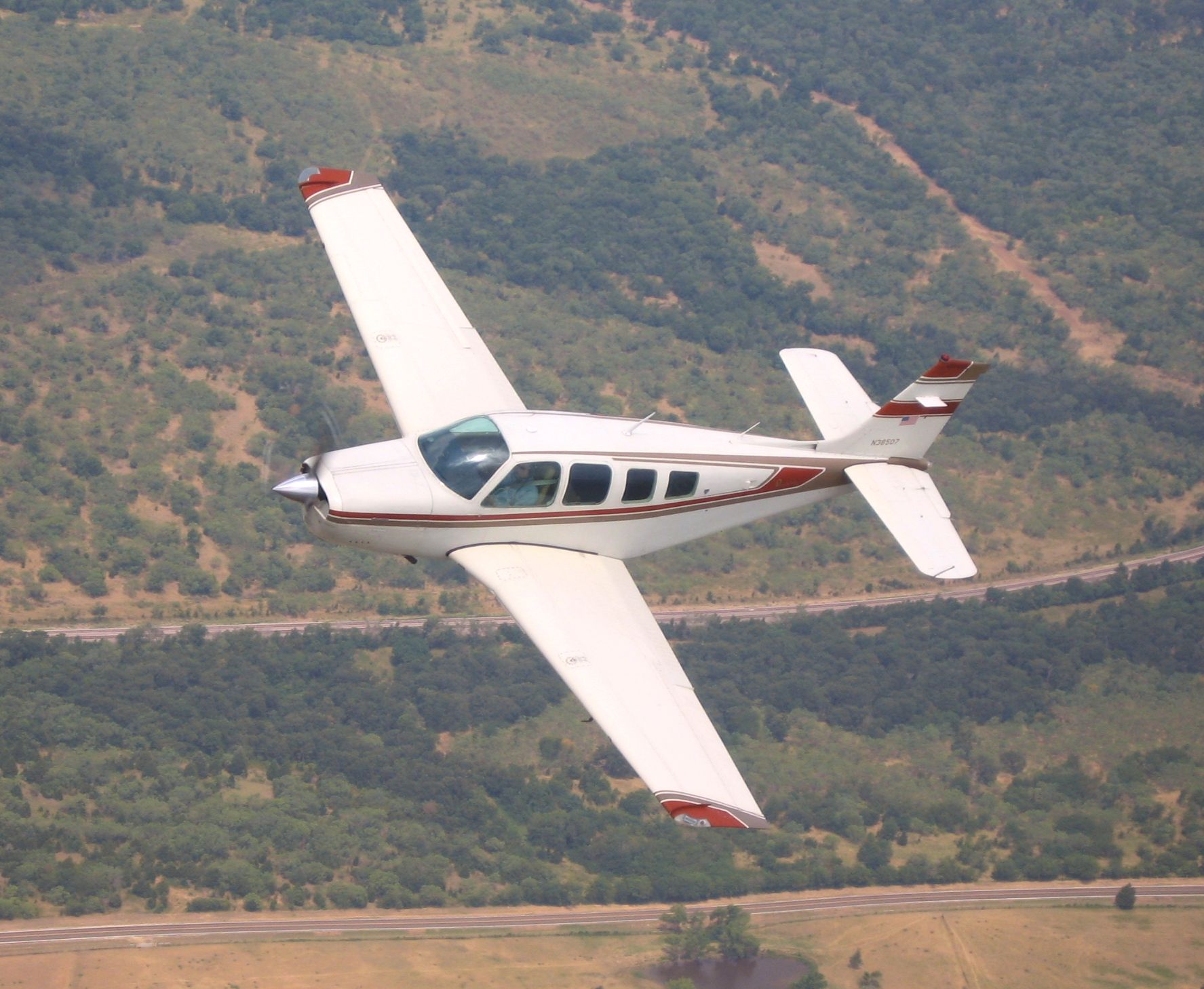 Beechcraft Bonanza (36) (N38507) - In-Flight