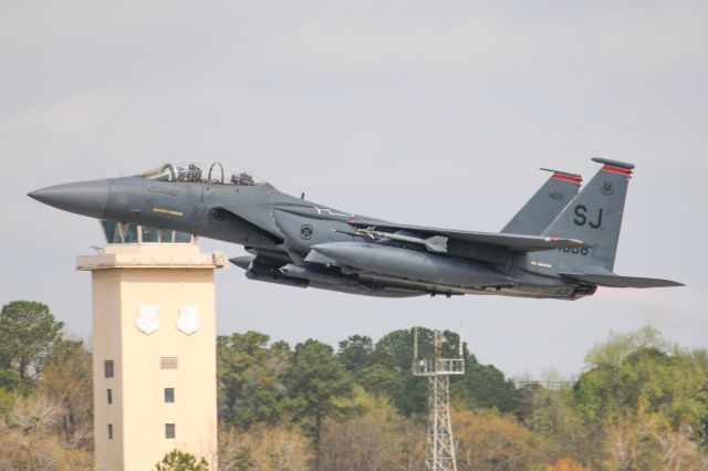 McDonnell Douglas F-15 Eagle —