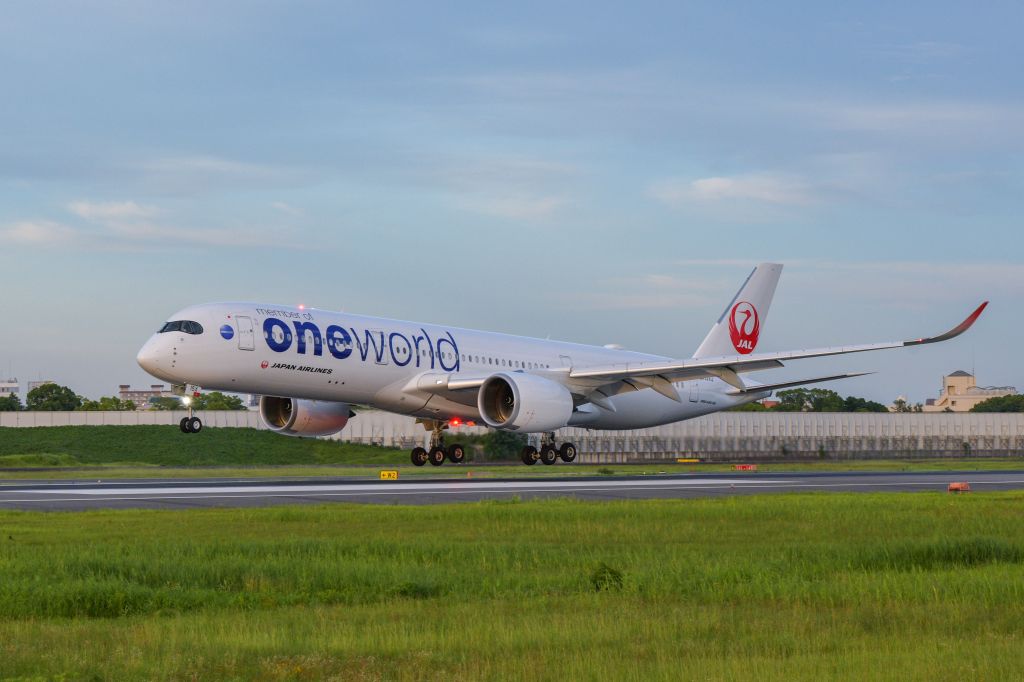 Airbus A350-900 (JA15XJ) - 2022.7.30br /JL131 HND→ITM