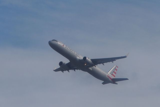 Airbus A320 (N934AA)