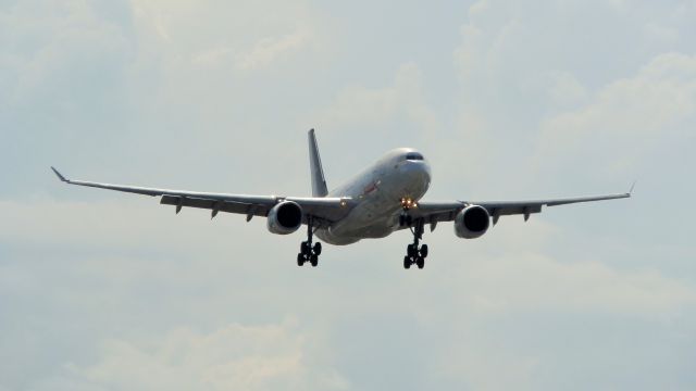 Airbus A330-200 (N342AV)