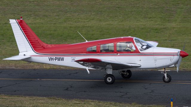 Piper Cherokee (VH-PMW)