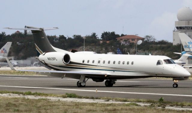 Embraer ERJ-135 (OPT925)