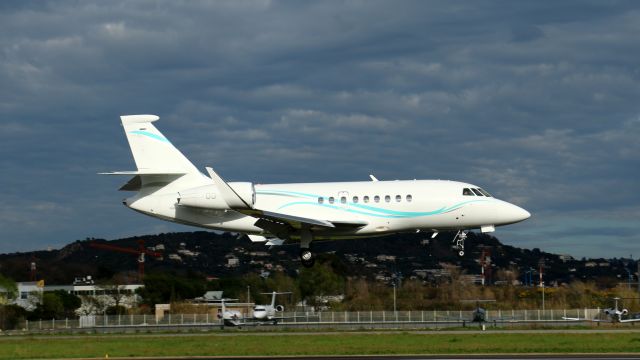 Dassault Falcon 2000 (OO-GHE)