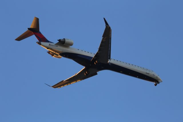 Canadair Regional Jet CRJ-900 (N802SK)