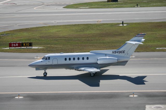 Hawker 800 (N949CE)