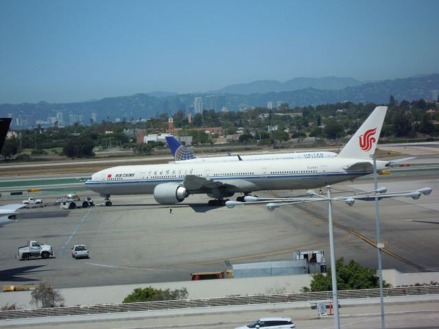 BOEING 777-300 — - AIR CHINA 777-300 LAX