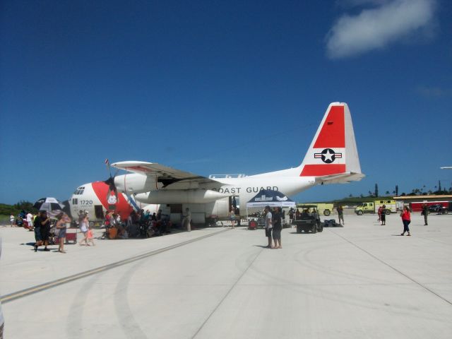 Lockheed C-130 Hercules (N1720)