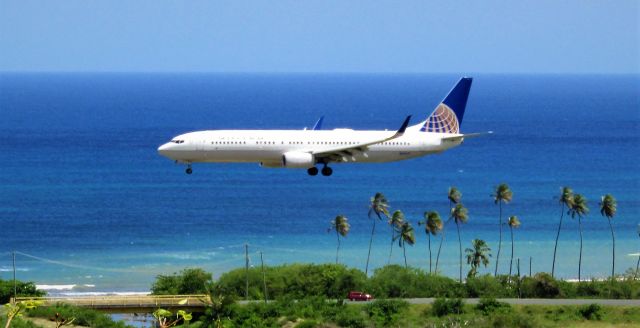Boeing 737-900 (N37471)