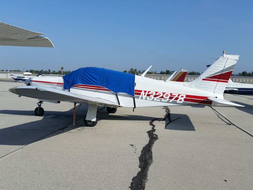 Piper Cherokee (N32978) - 1975 PIPER PA-28R-200 