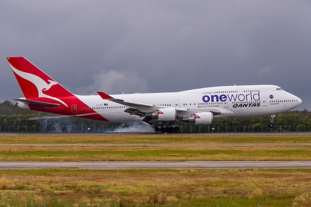 Boeing 747-400 (VH-OEF)