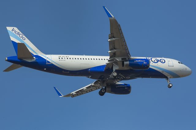 Airbus A320 (VT-IFY)