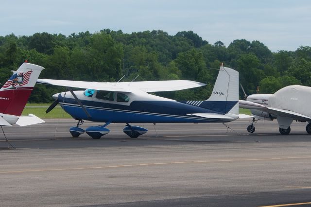Cessna Skylane (N2435G)