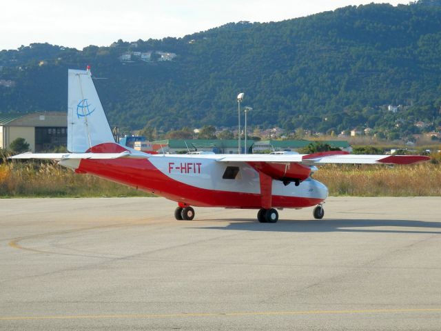 ROMAERO Turbine Islander (F-HFIT)