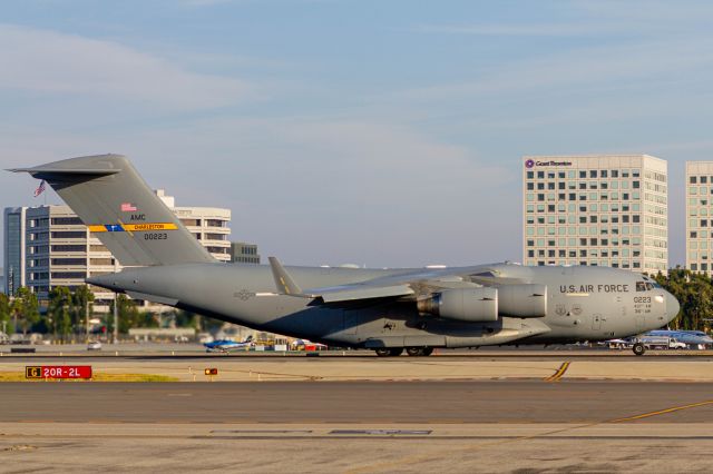 Boeing Globemaster III — - Departing with some of the Presidential motorcade. 