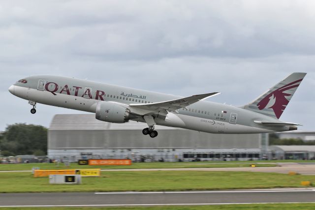 Boeing 787-8 (A7-BCZ) - QTR28 departing to Doha