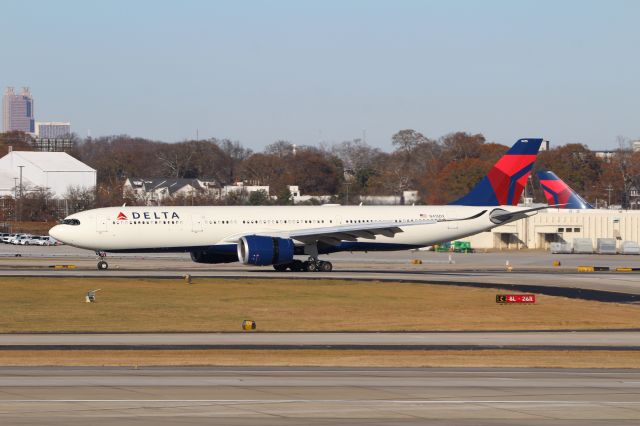 Airbus A330-900 (N415DX)