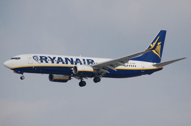 Boeing 737-800 (EI-DHF)