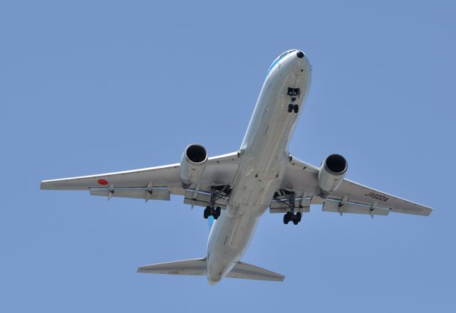 BOEING 767-300 (JA602A) - 2010/5/8