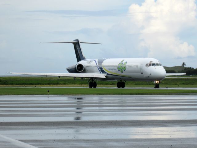 McDonnell Douglas MD-83 (N836RA)