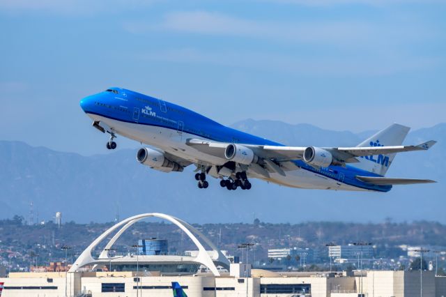 Boeing 747-400 (PH-BFV)