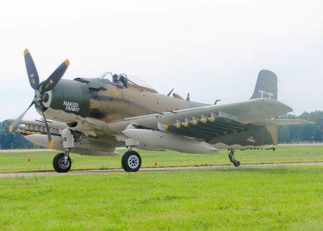 Douglas AD Skyraider (N959AD) - At AirVenture.