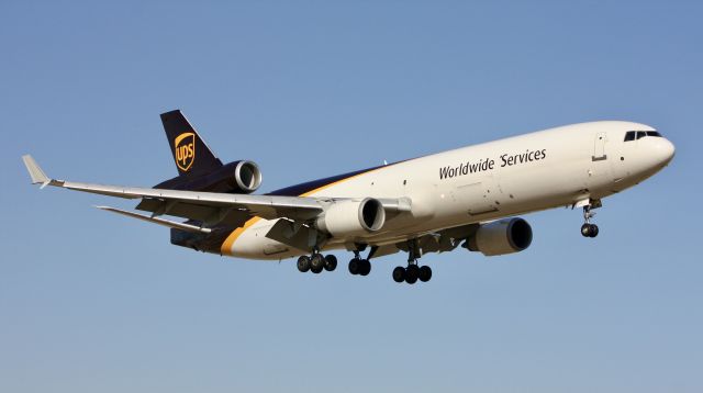 Boeing MD-11 (N263UP)