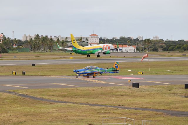 Boeing 737-800 (PR-GUM) - Pouso Rwy 10 SSA , 04 agosto 2022