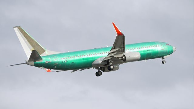 Boeing 737-800 (PK-LKS) - BOE316 makes a missed approach to runway 16R during its maiden flight test from KRNT on 2/5/13. The aircraft is using temp. registration N1787B. Permanent registration will be PK-LKS. (LN:4350 c/n 38728). This aircraft crashed at DPS on 4/13/13 and was declared a total loss.