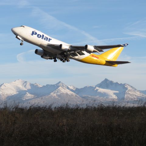 Boeing 747-400 (N452PA) - A beautiful day in Anchorage with a fresh snow fall on the mountains.