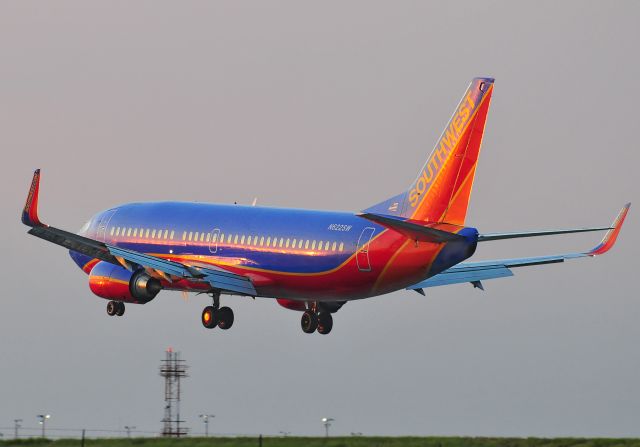 BOEING 737-300 (N622SW) - Seen at KBWI on 8/7/2010.      http://discussions.flightaware.com/profile.php?mode=viewprofile&u=269247