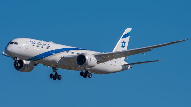 Boeing 787-9 Dreamliner (4X-EDI) - El Al Israel Airlines Boeing 787-9 (4X-EDI) [Herzliya / הרצליה] on approach to Perth Airport Runway 06 on a one-off Repatriation Flight helping those stranded by the COVID-19 Crisis. Arriving as “EL AL 087” direct from Tel Aviv.