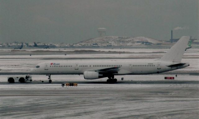 Boeing 757-200 (N929RD) - From January 7, 2005 - doing a charter.