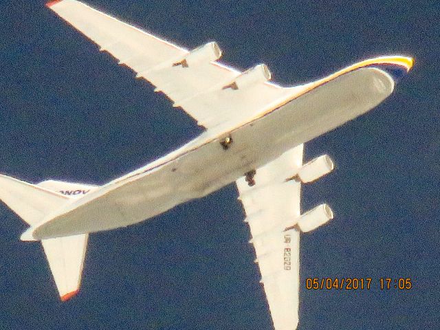 Antonov An-124 Ruslan (UR-82029) - At 32,000 feet with the back gear out. ODD? It was just starting to drop low to go into Tulsa Oklahoma. Probably 80 miles away from the airport when it came over me. 