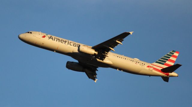Airbus A321 (N918US)