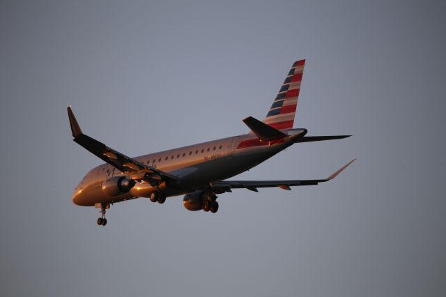 EMBRAER 175 (long wing) (N511SY)