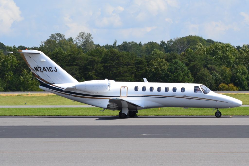 Cessna Citation CJ1 (N241CJ) - PRINCIPAL LEASING COMPANY LLC taxiing at KJQF - 9/26/18