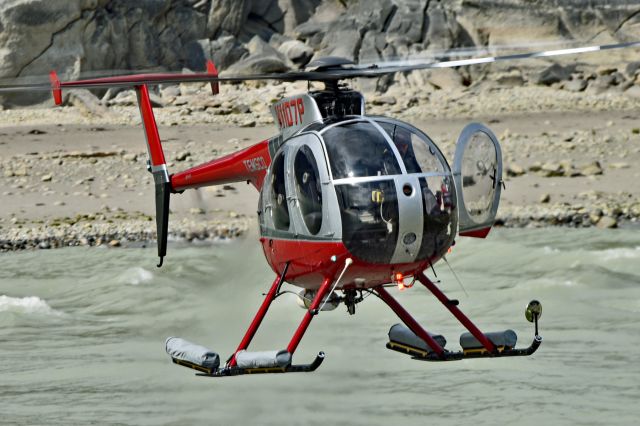 MD Helicopters MD 500 (N1107P)