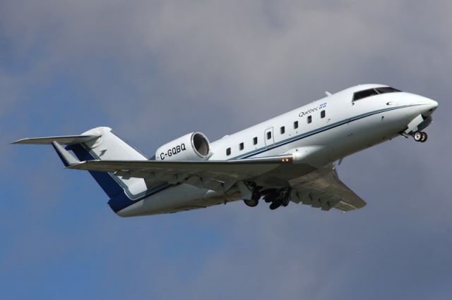 Canadair Challenger (C-GQBQ) - QUEBEC MEDEVAC