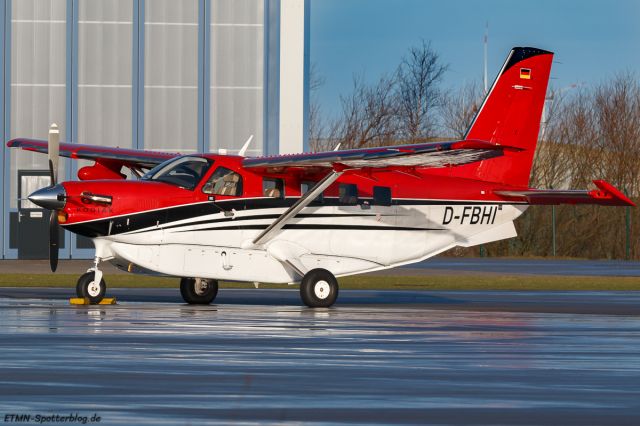 Quest Kodiak (D-FBHI) - Kodiak 100 D-FBHI on the civil Part of the Airport Nordholz (ETMN/FCN)